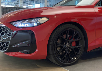 Подержанный автомобиль Audi A5 Liftback 2025 года (32 фото)