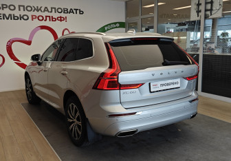 Подержанный автомобиль Volvo XC60 2018 года (6 фото)