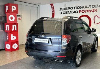 Подержанный автомобиль Subaru Forester Suv 2012 года (4 фото)