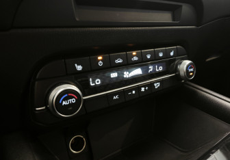 Подержанный автомобиль Mazda CX-5 2020 года (9 фото)