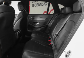 Подержанный автомобиль Mercedes-Benz GLC Coupe 2021 года (11 фото)