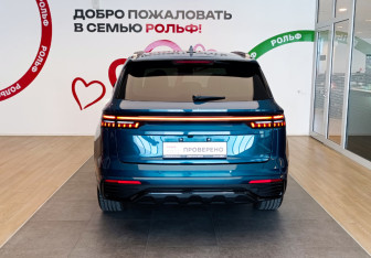 Подержанный автомобиль Geely Monjaro 2023 года (5 фото)