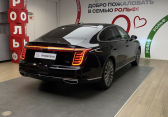 Подержанный автомобиль Hongqi H9 2023 года (4 фото)