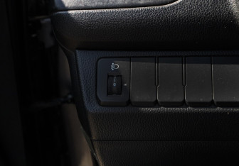 Подержанный автомобиль Kia Rio Hatchback 2013 года (14 фото)