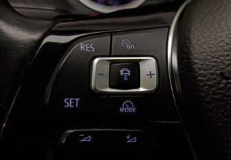 Подержанный автомобиль Volkswagen Tiguan 2018 года (16 фото)