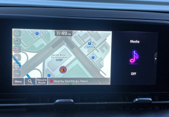 Подержанный автомобиль Kia Carnival 2021 года (15 фото)