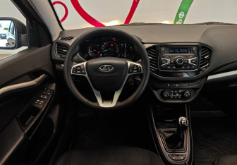 Подержанный автомобиль LADA (ВАЗ) Vesta Wagon 2018 года (10 фото)