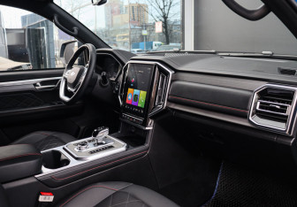 Подержанный автомобиль JAC T9 2024 года (7 фото)