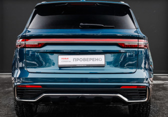 Подержанный автомобиль Geely Monjaro 2023 года (6 фото)