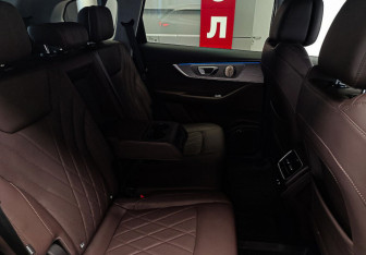 Подержанный автомобиль Chery Tiggo 8 Pro Max 2024 года (8 фото)