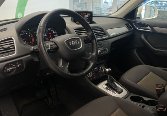 Подержанный автомобиль Audi Q3 2013 года (13 фото)