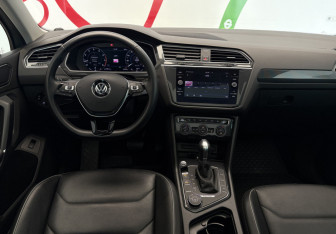 Подержанный автомобиль Volkswagen Tiguan 2018 года (11 фото)