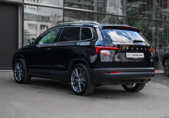 Подержанный автомобиль Skoda Karoq 2020 года (6 фото)