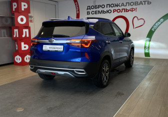 Подержанный автомобиль Kia Seltos 2021 года (4 фото)