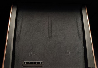 Подержанный автомобиль Omoda C5 2024 года (14 фото)