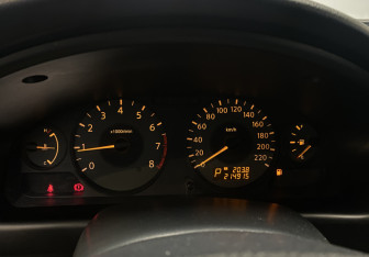 Подержанный автомобиль Nissan Almera Classic 2006 года (20 фото)