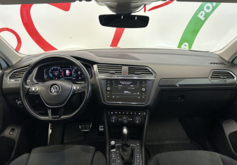 Подержанный автомобиль Volkswagen Tiguan 2019 года (9 фото)