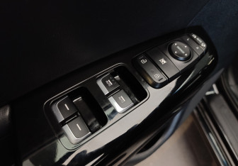 Подержанный автомобиль Kia Sportage 2021 года (12 фото)