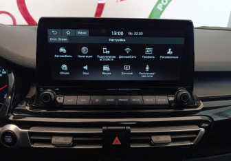 Подержанный автомобиль Kia Seltos 2020 года (17 фото)