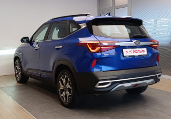 Подержанный автомобиль Kia Seltos 2021 года (6 фото)