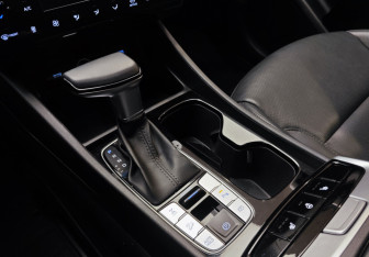 Подержанный автомобиль Hyundai Tucson 2022 года (17 фото)