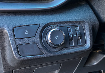 Подержанный автомобиль Chevrolet Orlando 2019 года (15 фото)