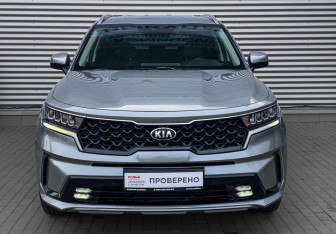 Подержанный автомобиль Kia Sorento 2020 года (2 фото)