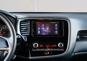 Подержанный автомобиль Mitsubishi Outlander 2021 года (20 фото)