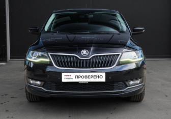 Подержанный автомобиль Skoda Rapid Liftback 2019 года (2 фото)