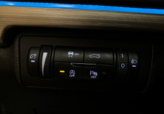 Подержанный автомобиль Exeed TXL 2022 года (15 фото)