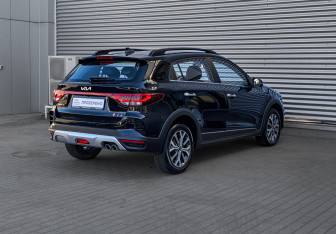 Подержанный автомобиль Kia Rio Hatchback 2021 года (5 фото)