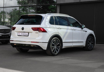 Подержанный автомобиль Volkswagen Tiguan 2018 года (4 фото)