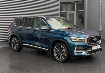 Подержанный автомобиль Geely Monjaro 2024 года (3 фото)