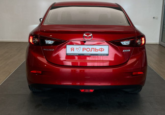 Подержанный автомобиль Mazda 3 Sedan 2017 года (5 фото)