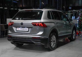 Подержанный автомобиль Volkswagen Tiguan 2021 года (4 фото)