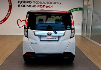 Подержанный автомобиль Toyota Tank 2019 года (5 фото)