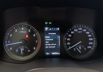 Подержанный автомобиль Hyundai Tucson 2017 года (18 фото)