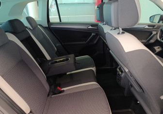 Подержанный автомобиль Volkswagen Tiguan 2019 года (8 фото)