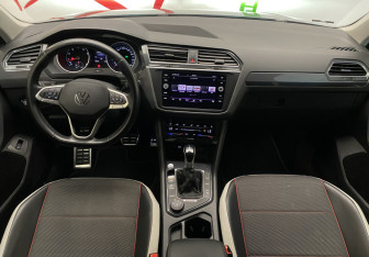 Подержанный автомобиль Volkswagen Tiguan 2021 года (9 фото)