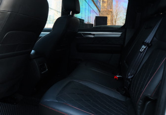 Подержанный автомобиль JAC T9 2024 года (9 фото)