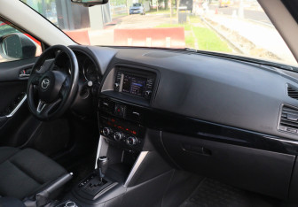 Подержанный автомобиль Mazda CX-5 2013 года (7 фото)