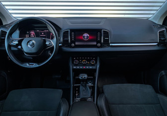 Подержанный автомобиль Skoda Karoq 2021 года (13 фото)
