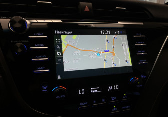 Подержанный автомобиль Toyota Camry Sedan 2019 года (25 фото)