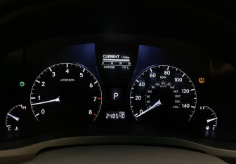 Подержанный автомобиль Lexus RX 2009 года (27 фото)