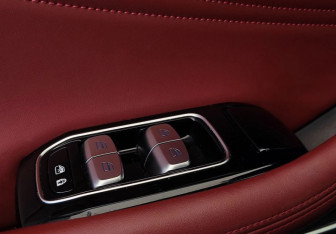 Подержанный автомобиль Exeed RX 2023 года (7 фото)