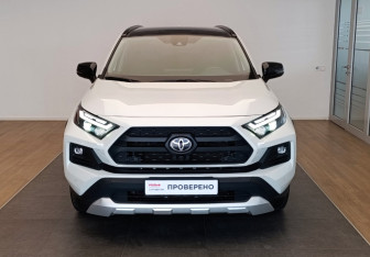 Подержанный автомобиль Toyota RAV4 2024 года (2 фото)