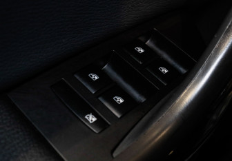 Подержанный автомобиль Opel Astra Hatchback 2014 года (13 фото)