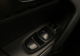 Подержанный автомобиль Nissan X-Trail 2015 года (26 фото)