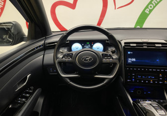 Подержанный автомобиль Hyundai Tucson 2021 года (14 фото)