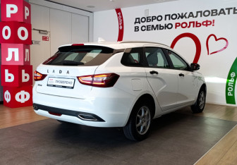 Подержанный автомобиль LADA (ВАЗ) Vesta Wagon 2023 года (4 фото)